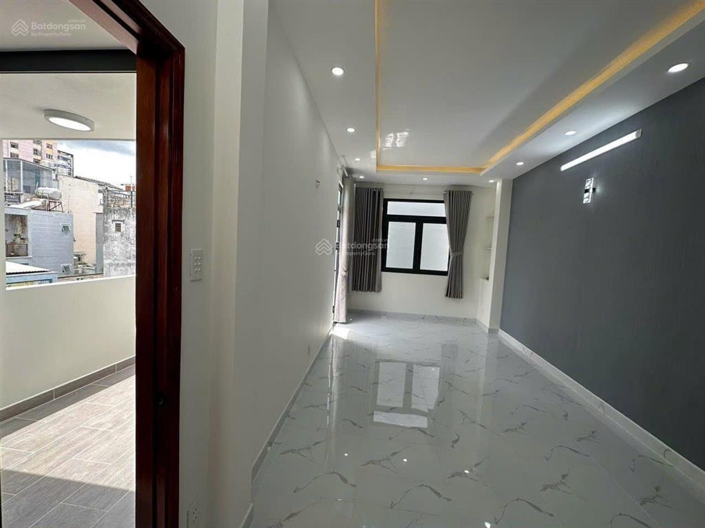 Bán gấp nhà đẹp 3 tấm dt 3,6x9,6m nh vị trí 1/ hẻm rộng gần q1 khu an ninh hình thật giá tốt