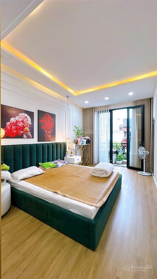 Bán nhà đẹp hình thật 2 tấm tại q4 gần chợ 200 xóm chiếu dt 3,4*11m nở hậu 8m giá 4tỉ599 khu dân cư