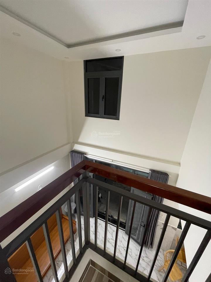 Bán nhà 5 tấm chdv tại q4 góc 2 mặt tiền hẻm 1/ gần mt cách 50m khu dân cư giá 6tỉ 390 tl giáp q1