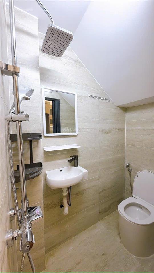 Mới xây 4 tấm quận 4 hẻm xe hơi khánh hội dt 4*10 khu đồng bộ giá 8 tỷ 8 tl mạnh