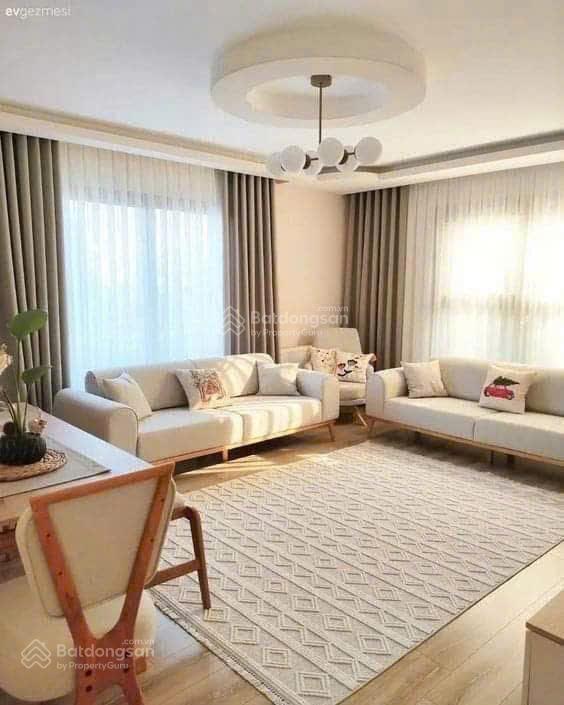 Bán căn hộ tsq euroland mỗ lao 192m2  4pn  3vs 13,3 tỷ full nội thất, tầng trung