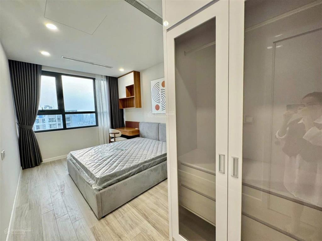 Hiếm! bán căn hộ luxury park view  cầu giấy 128m2 4pn 2vs hơn 14 tỷ