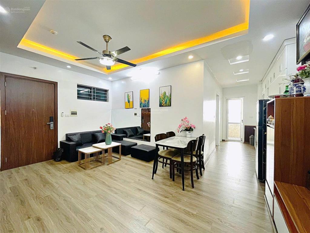 Bán căn hộ fodacon bắc hà  hà đông 80m2  2pn 2vs 5,5 tỷ tầng trung, sẵn nội thất
