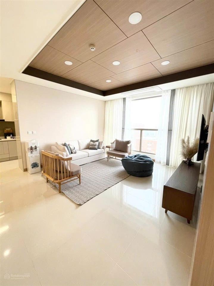Bán căn hộ sunrise tower  đống đa 132m²  3pn  2vs 15,6 tỷ căn góc, full nt