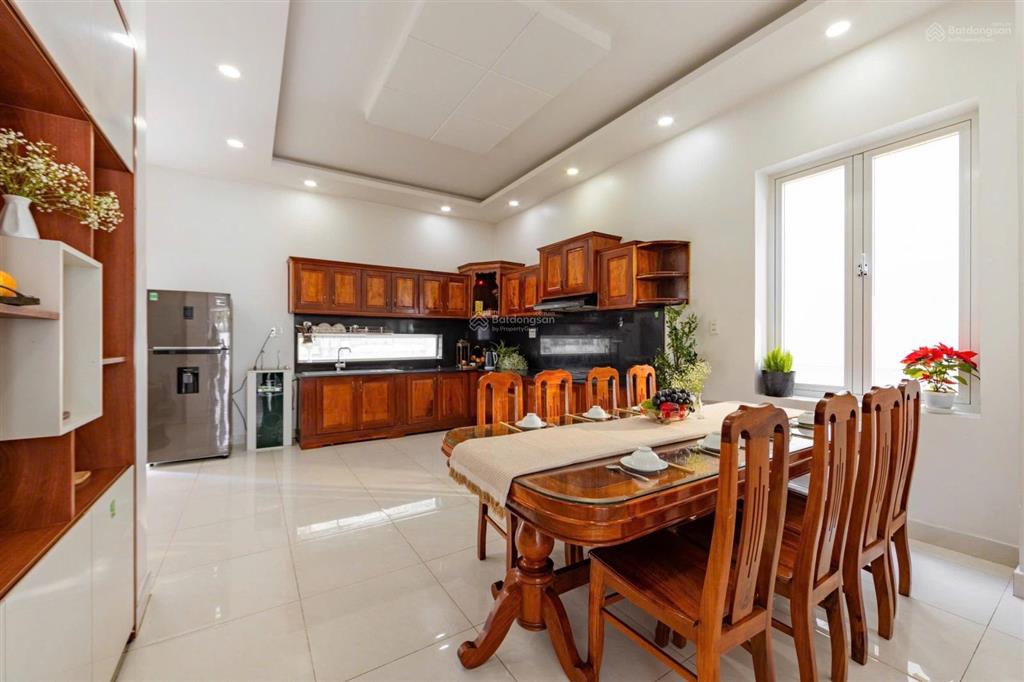 Bán villa mặt tiền vạn kiếp, phường lâm viên đà lạt