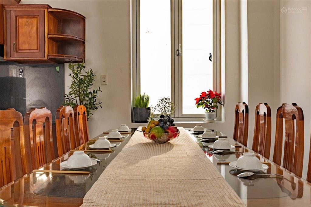 Bán villa mặt tiền vạn kiếp, phường lâm viên đà lạt