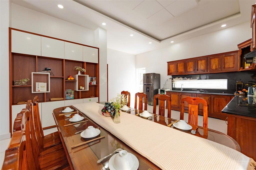 Bán villa mặt tiền vạn kiếp, phường lâm viên đà lạt