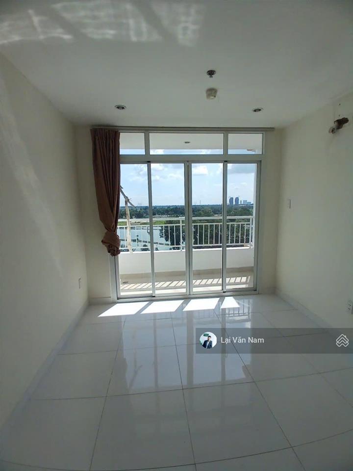 Cán căn hộ cao cấp terra rosa 127m² 3pn sổ hồng giá tốt 4,2 tỷ.