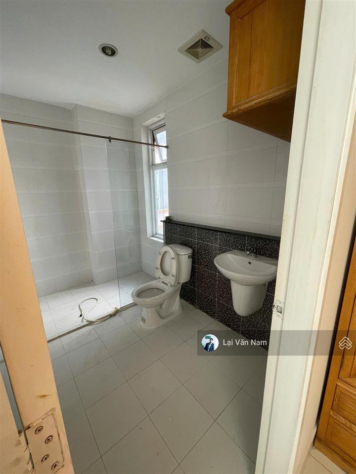 Hot143m2 3pn 2wc 8tr7 máy lạnh máy nước nóng tủ lạnh có ban công  2 giường đẹp vào ở ngay