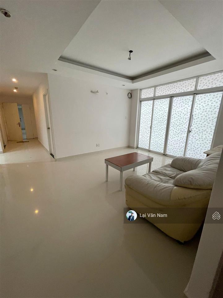 Hot  nhà to giá tốt  7tr máy lạnh, giường, tủ lạnh  nước nóng  hđ lâu dài