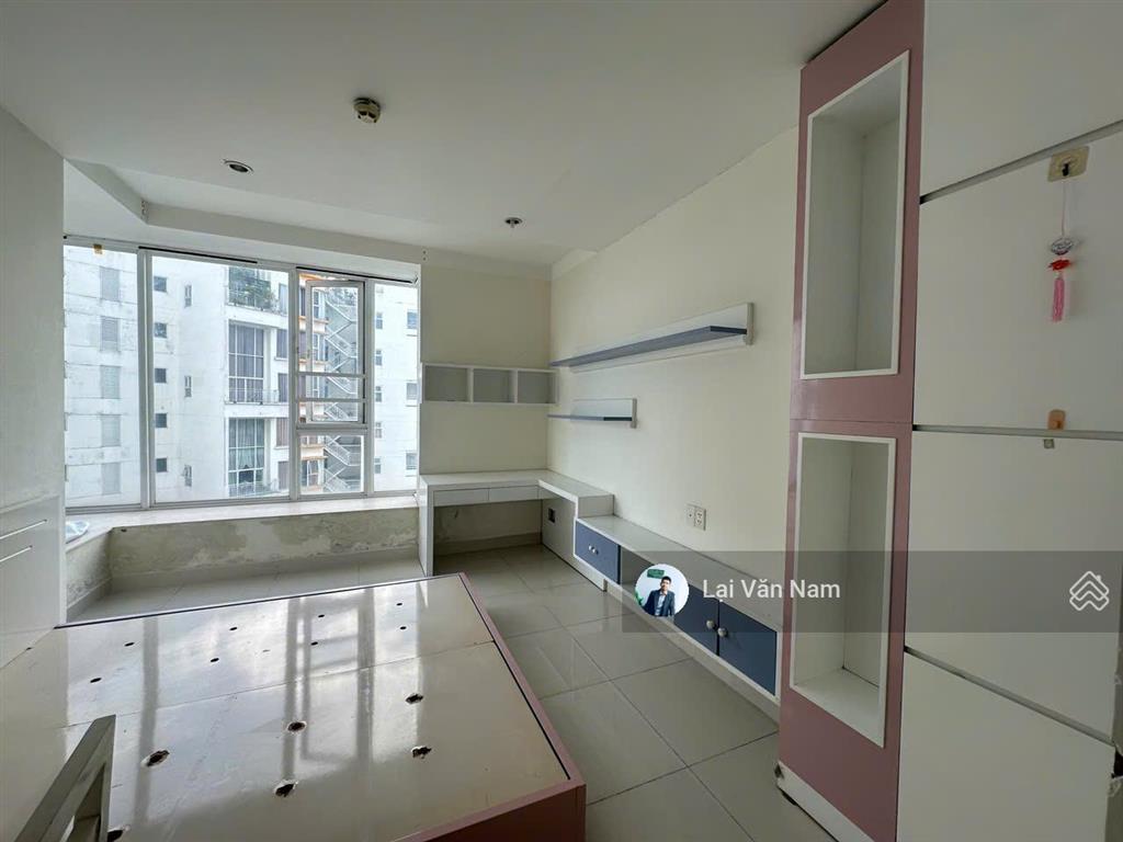 Hot  khan hiếm  6tr4/tháng 2pn 2wc  máy lạnh, tủ lạnh, nước nóng, có ban công