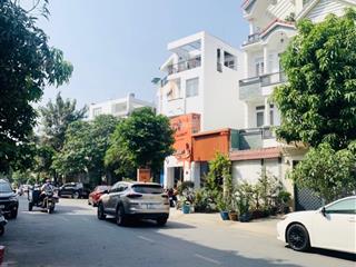 Bán lô 6x20m kdc nam long, q9. dt 120m2 sạch đẹp, hướng đn đường 12m. giá 10,8 tỷ tl