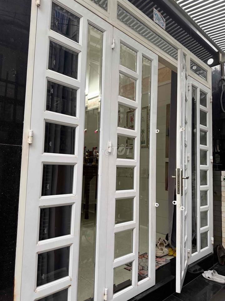 cho thuê phòng rẻ đẹp, giá bao gồm điện nước
