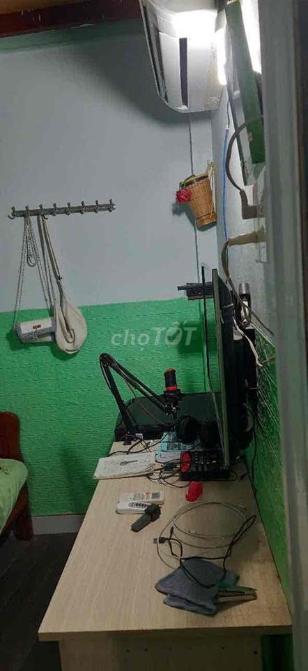 Trống phòng trọ nư  ngay ngã tư thủ đức khu cnc q9
