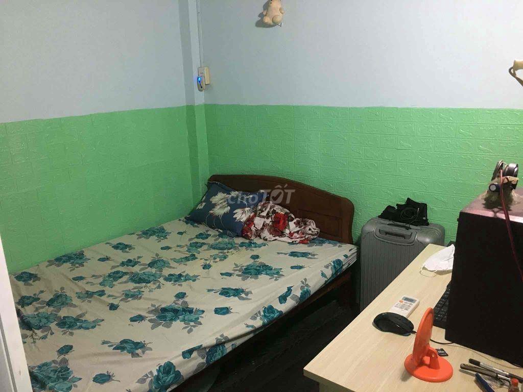 Trống phòng trọ nư  ngay ngã tư thủ đức khu cnc q9