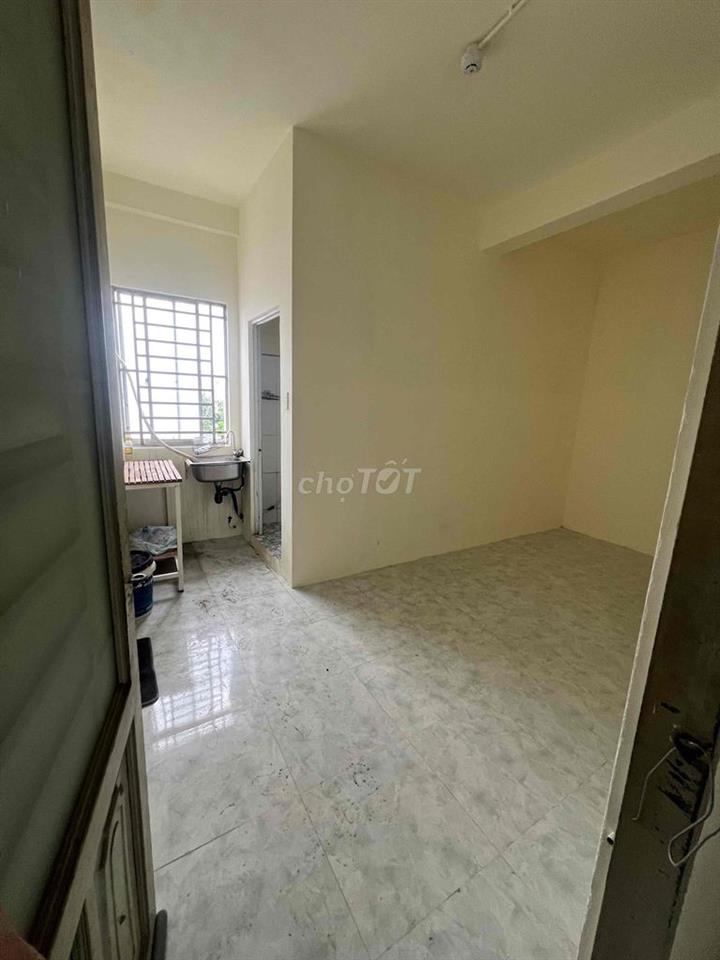 cho thuê phòng máy lạnh ở 486 Dương Thị Mười, Q12