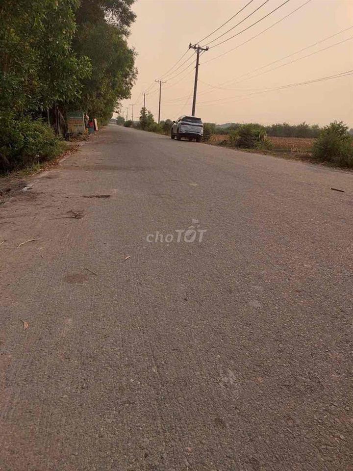 mặo tiền nhựa 30 m Qh