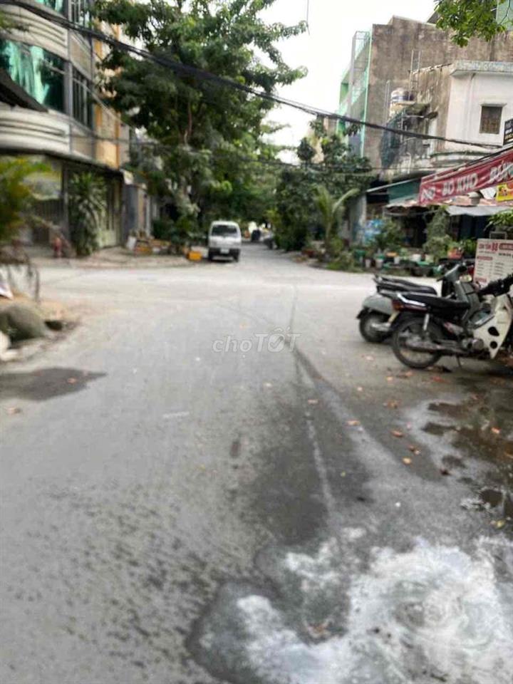 nhà ở đang kd phòng