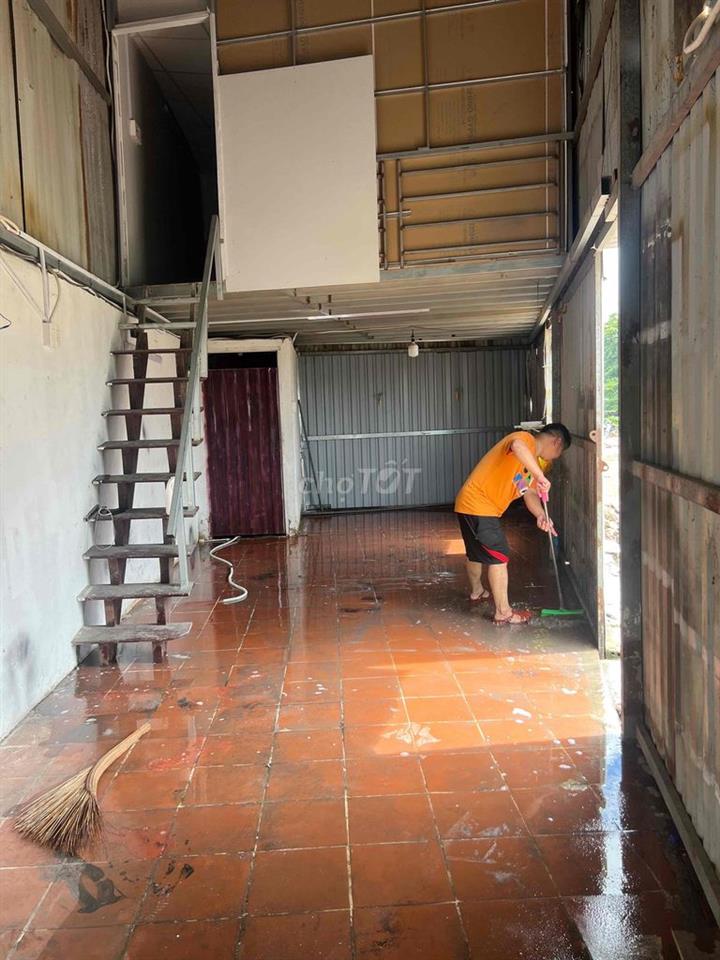 phòng trọ có Gac vừa làm kho vừa ở, hoac cho đội thi cong cong trinh ở