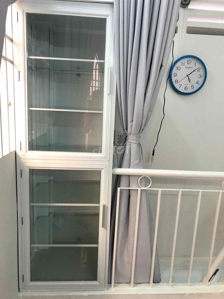 sát hẻm xe hơi khu an ninh kg ngập nước thuận tiện đi lại