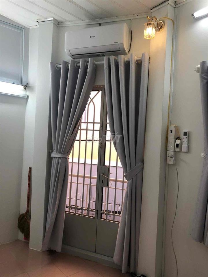 sát hẻm xe hơi khu an ninh kg ngập nước thuận tiện đi lại