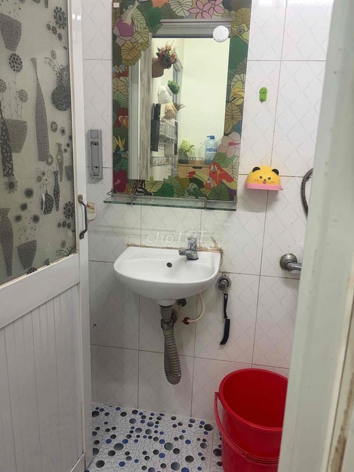 bao nước, Internet, rác điện nấu ăn và thắp sáng bên ngoài nhận 1-2ng