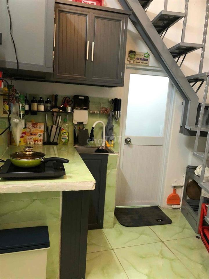 hẻm xe hơi lớn , vị trí đẹp