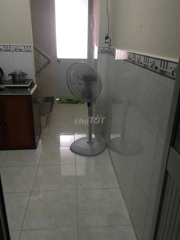 hẻm xe hơi tới cửa khu an ninh không ngập nước thuận tiện đi lại