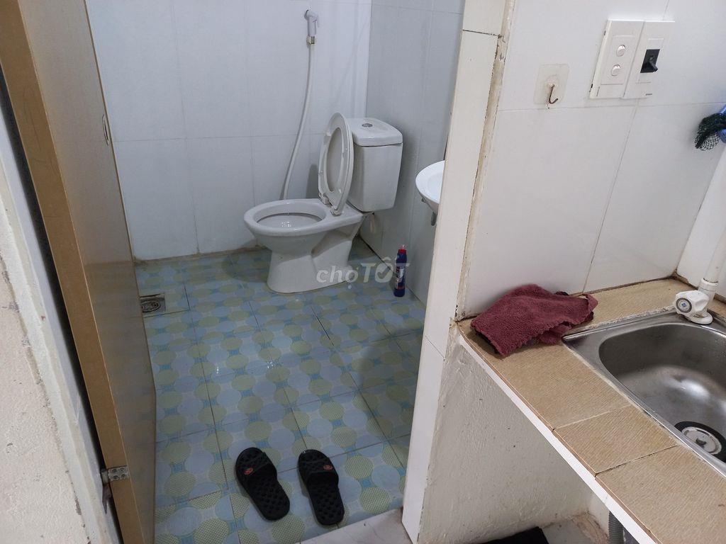 Cho thuê phòng mặt tiền đường Cẩm Bắc 8