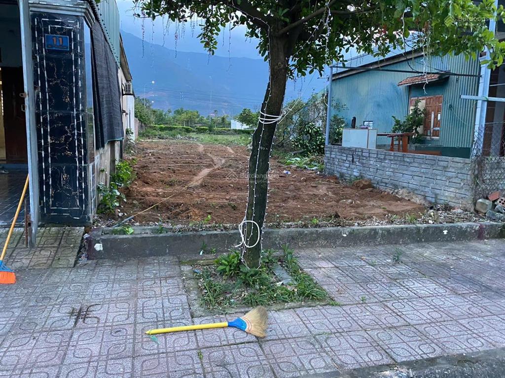 Bán nhanh lô 150m2 kỳ liên, ngay gần nhà máy vinfast nhỉnh 1 tỷ,  em anh 0988 412 ***
