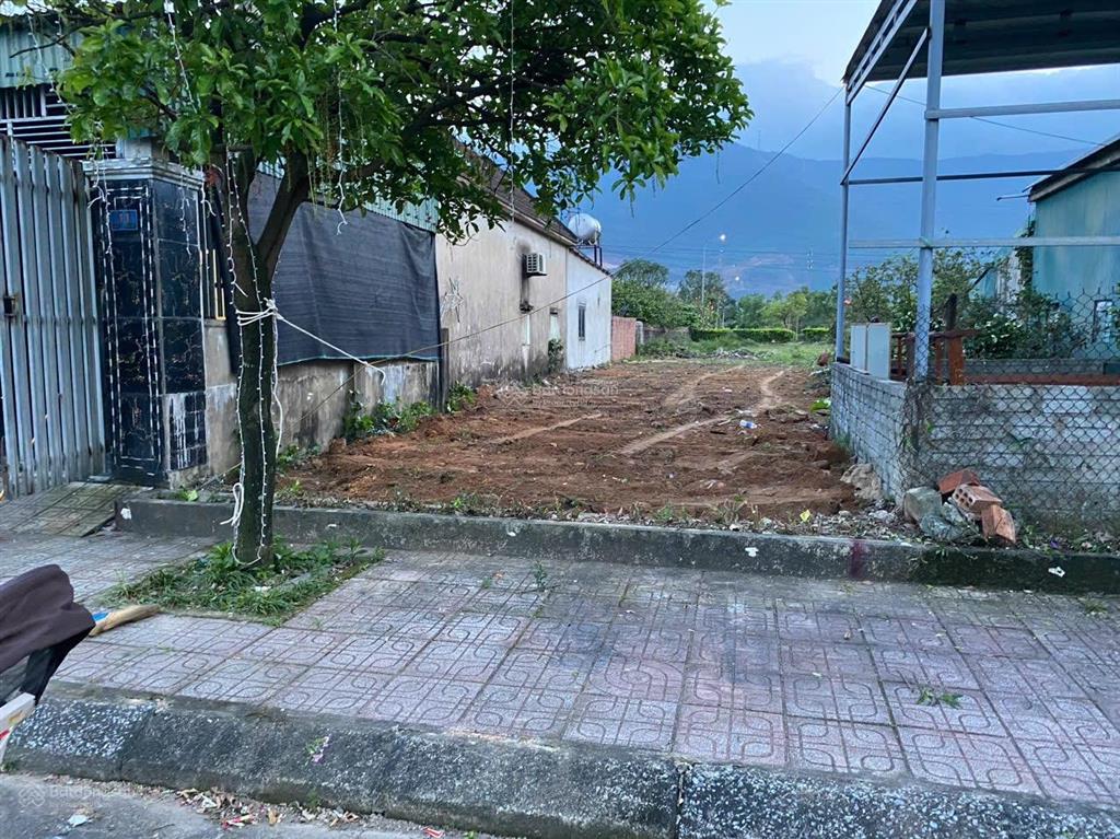 Bán nhanh lô 150m2 kỳ liên, ngay gần nhà máy vinfast nhỉnh 1 tỷ,  em anh 0988 412 ***