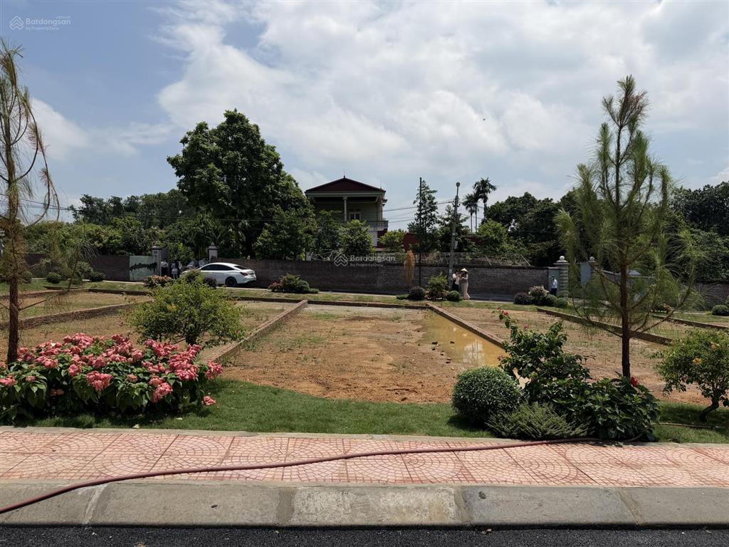 Bán nhanh lô 100m2 full thổ cư, đất ở tại đô thị, nhỉnh 1 tỷ, call em anh 0988 412 ***