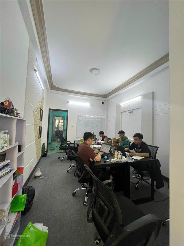 Cho thuê nhà riêng 4pn đường văn chung, p13 tân bình, full nội thất, phù hợp làm văn phòng