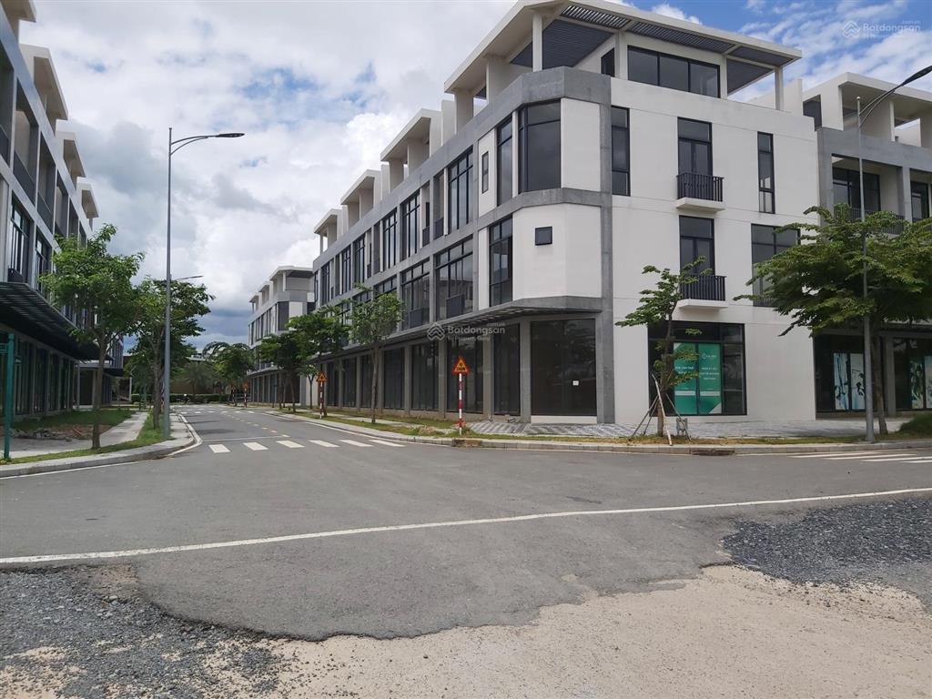 Bán đất mt đường tỉnh 822 đức hòa, long an