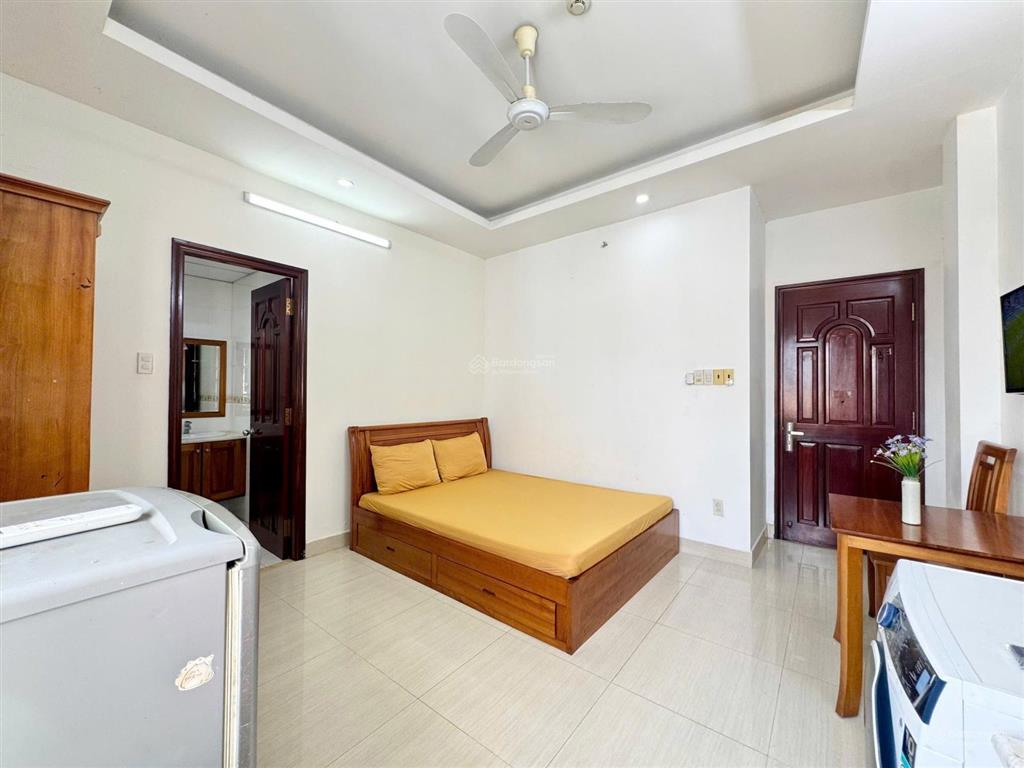 Căn hộ full nt gần nhà thờ ba chuông lê văn sỹ