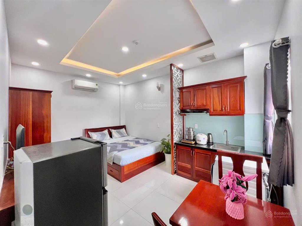 Cho thuê ngắn hạn tết căn hộ full nt lê văn sỹ q3