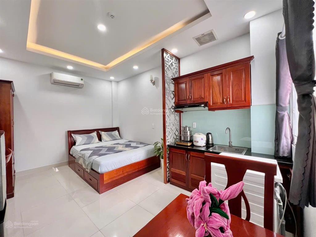 Cho thuê ngắn hạn tết căn hộ full nt lê văn sỹ q3