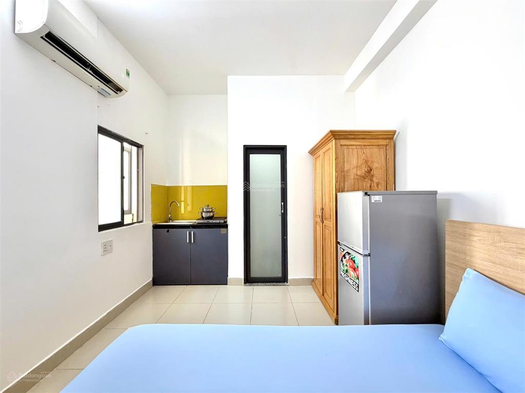 Phòng full nội thất ngay hàng xanh xvnt