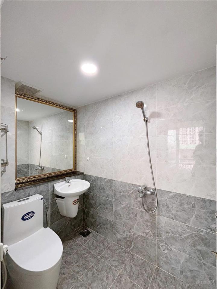 Căn hộ ban công full tiện nghi lê văn sỹ trần quang diệu