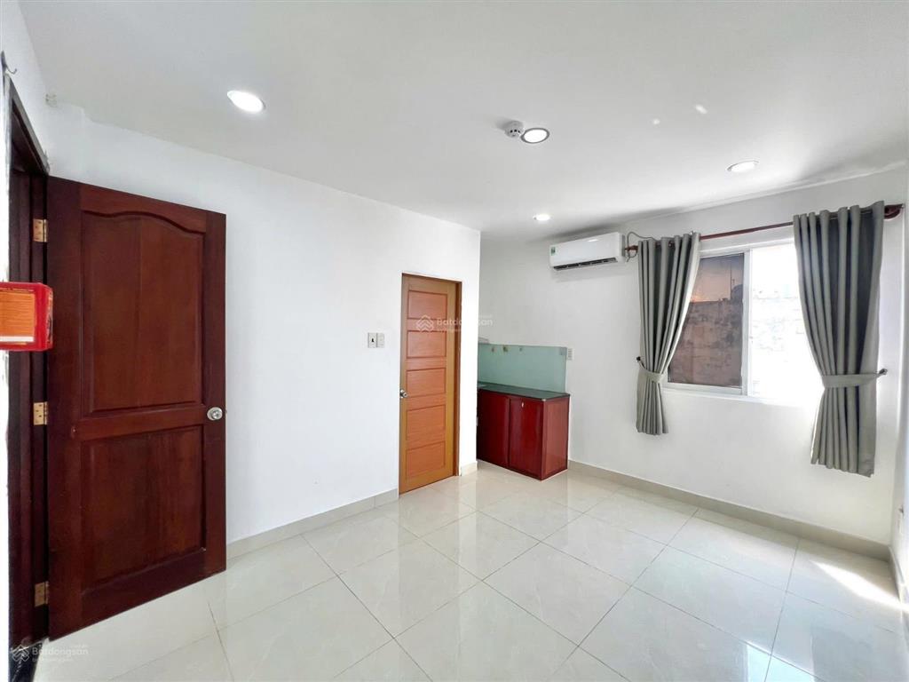 Phòng chính chủ tiện nghi ngay trương định gần đh mở sg