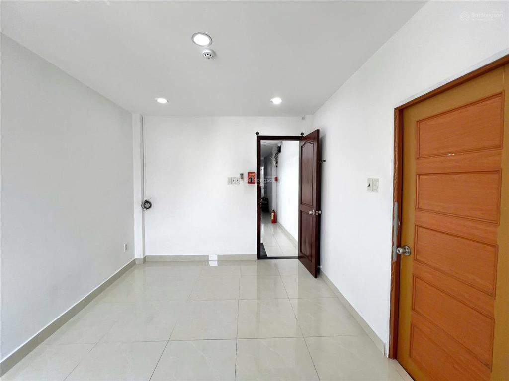 Phòng chính chủ tiện nghi ngay trương định gần đh mở sg