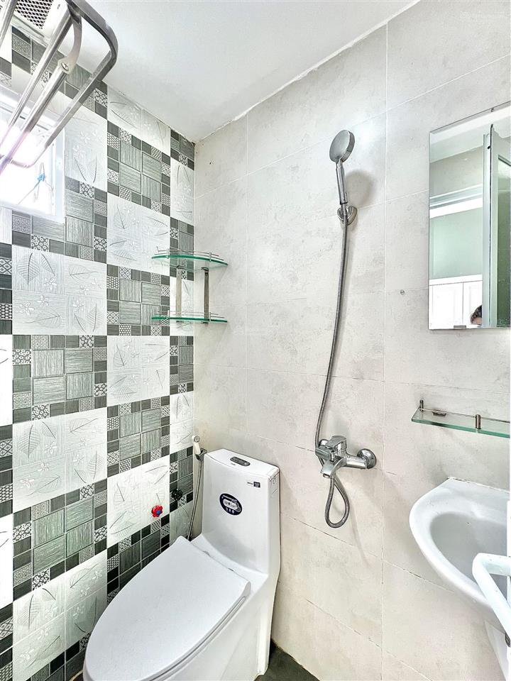 Phòng ban công full nội thất ngay chợ bàu sen
