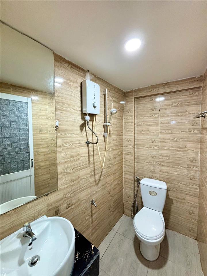 Phòng trệt nguyên căn full nội thất ở ngay nguyễn thiện thuật