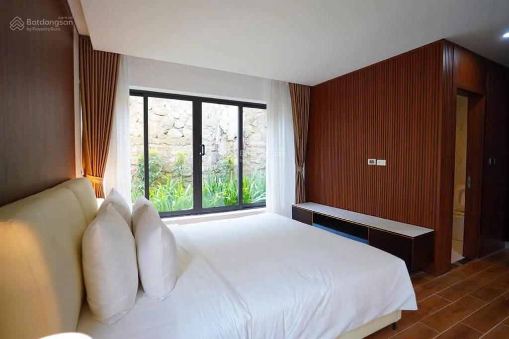 Bán căn biệt thự 600m2 đã có sổ đỏ căn góc view thung lũng và bể bơi vô cực giá 11 tỷ