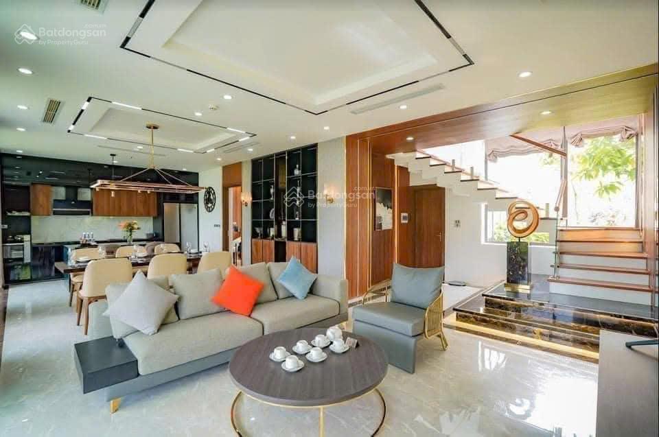Bán căn biệt thự 600m2 đã có sổ đỏ căn góc view thung lũng và bể bơi vô cực giá 11 tỷ