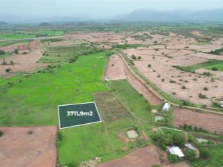 Chính chủ bán nhanh lô đất kênh nước thủy lợi chỉ 70 nghìn/m2