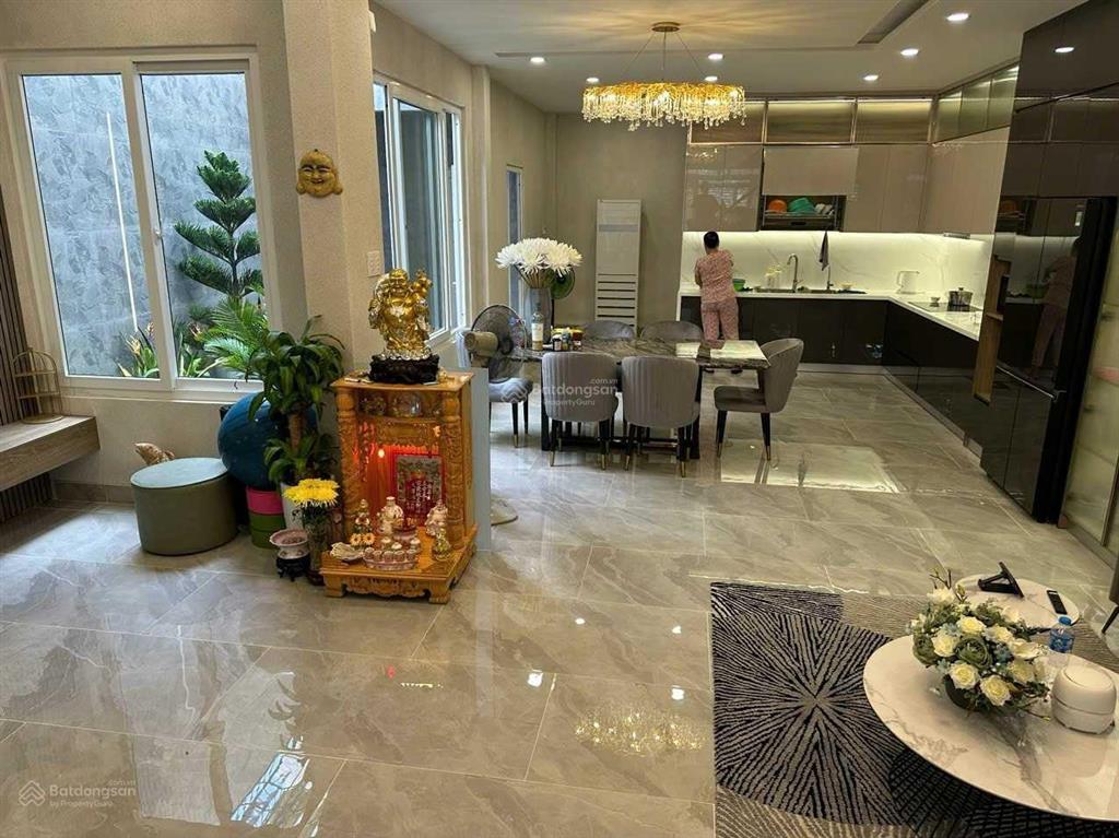 Bán biệt thự căn góc 2mt hẻm 436 đường 3/2, phường 12, quận 10 6,7x23m 3 lầu nở hậu 6,9m giá 36 tỷ