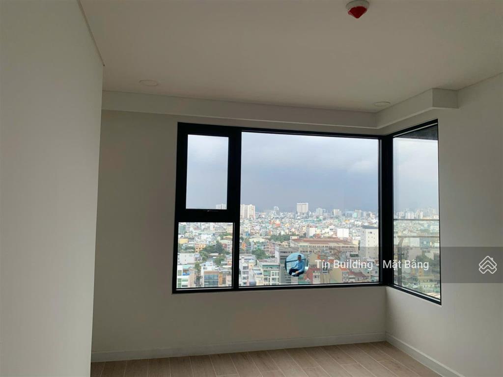 Bán căn hộ chung cư kingdom 101, 6,2 tỷ, 61m2, pháp lý đầy đủ, uy tín, giá siêu hời