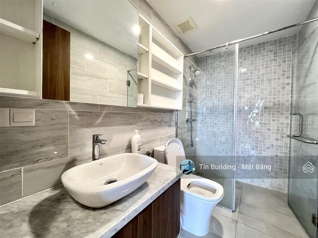 Bán căn hộ chung cư kingdom 101, 6,2 tỷ, 61m2, pháp lý đầy đủ, uy tín, giá siêu hời