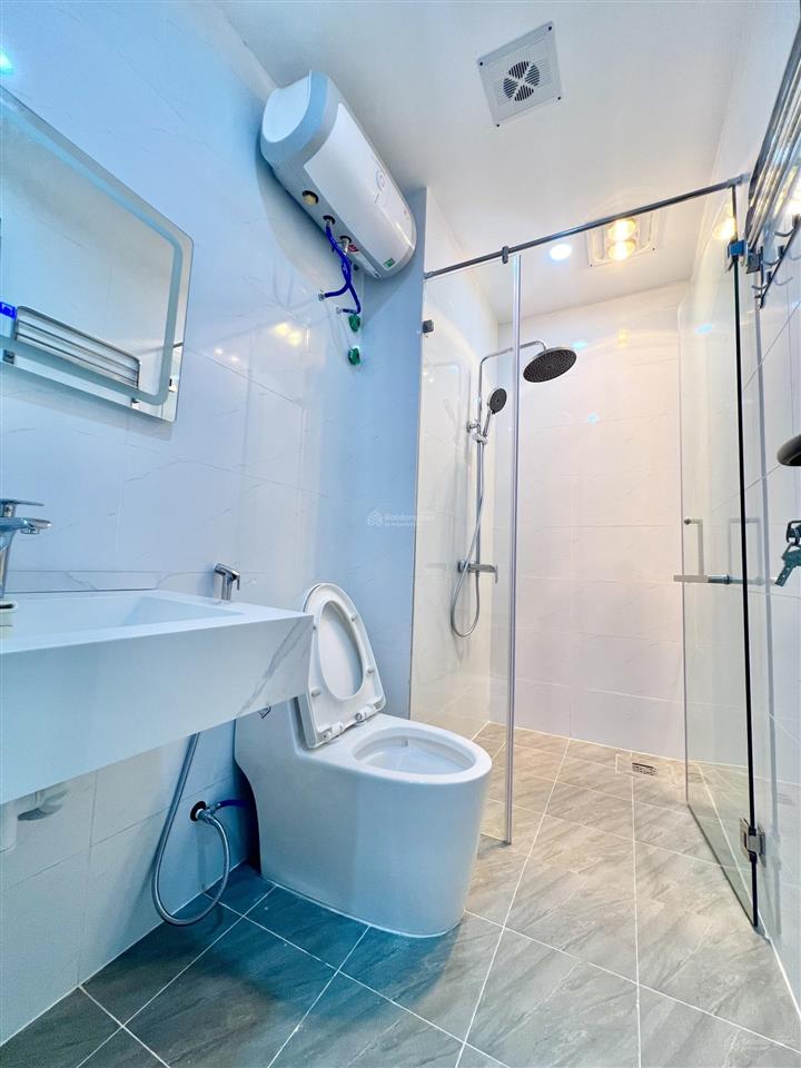 Không đâu rẻ bằng him lam  hùng vương chỉ 4, x tỷ nhà 4 tầng 50m2 đường 10m xây mới cực đẹp